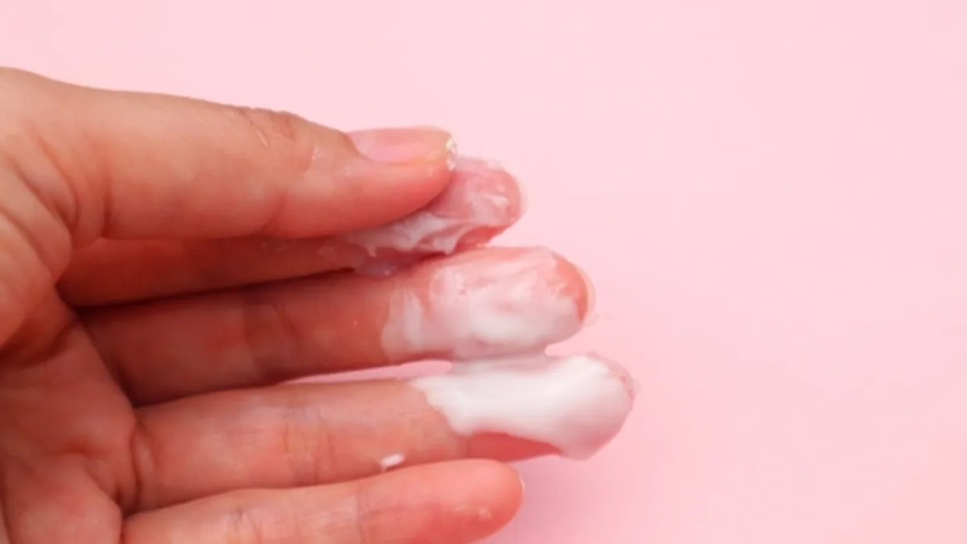 White Discharge (Leucorrhea): Causes, Symptoms & Treatment